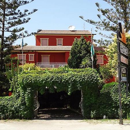 Hotel Ristorante Solari Briatico Bagian luar foto
